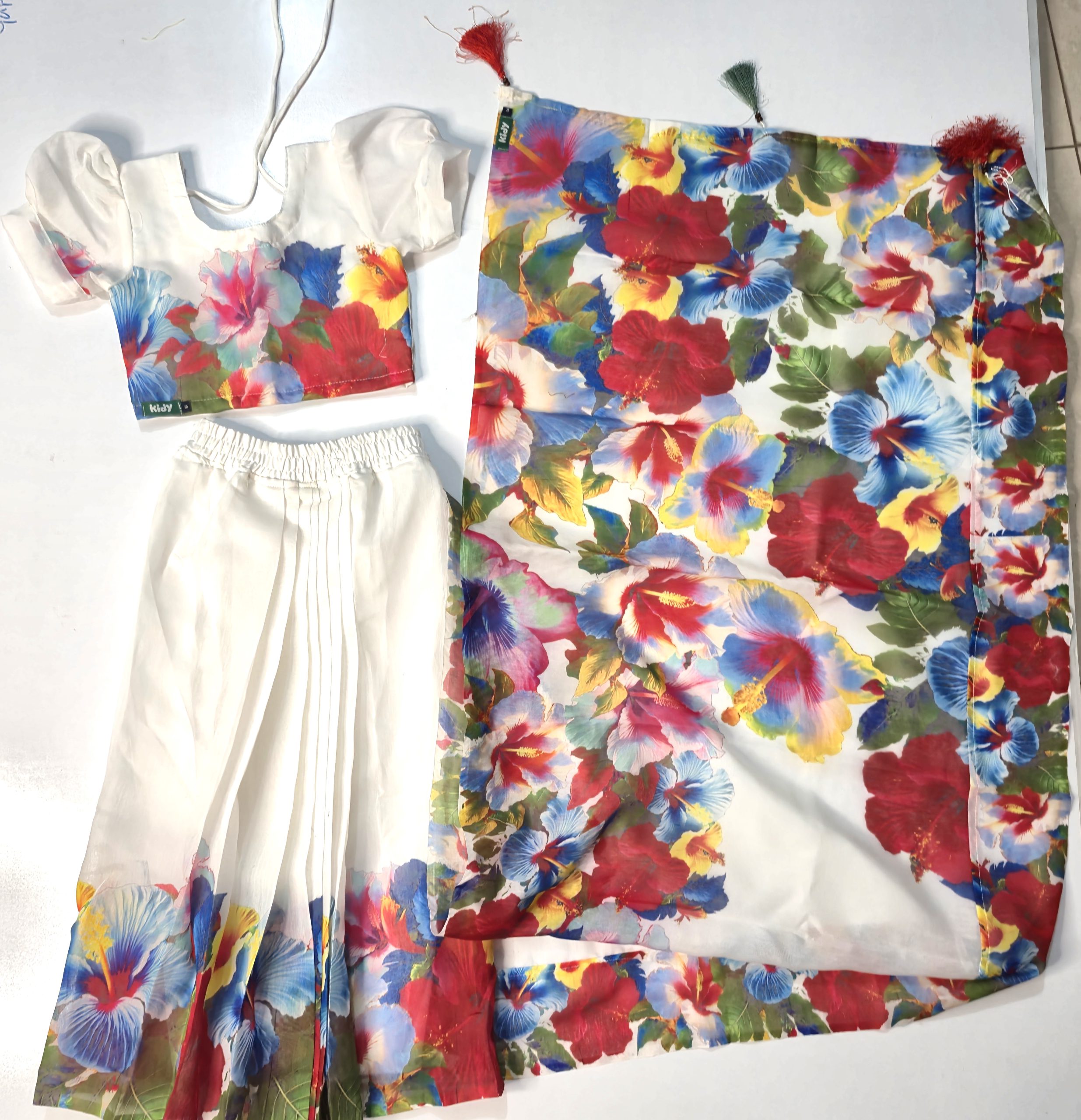 bs 45 বেবি রেডি হাফ সিল্ক প্রিন্ট শাড়ি bs 45 বেবি রেডি হাফ সিল্ক প্রিন্ট শাড়ি